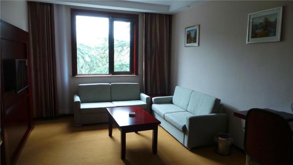 Jinghua Hotel Beijing Exterior photo