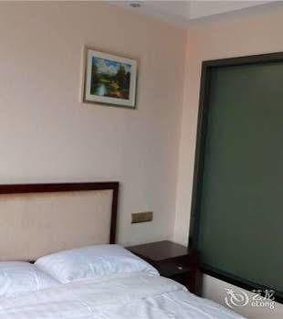 Jinghua Hotel Beijing Exterior photo